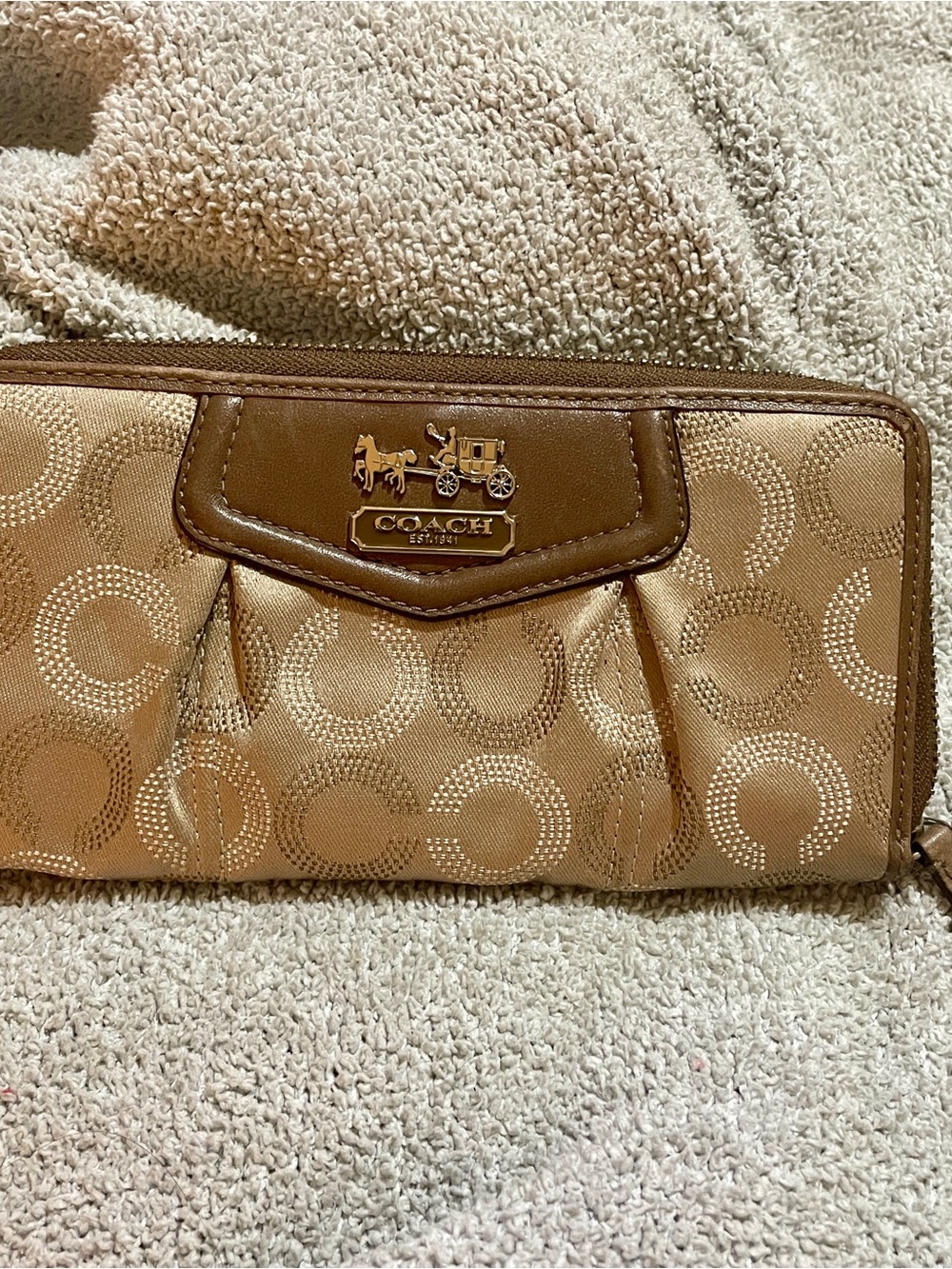 Y2K era Coach Madison Tan Signature Jacquard Wallet with Brown Leather Trim